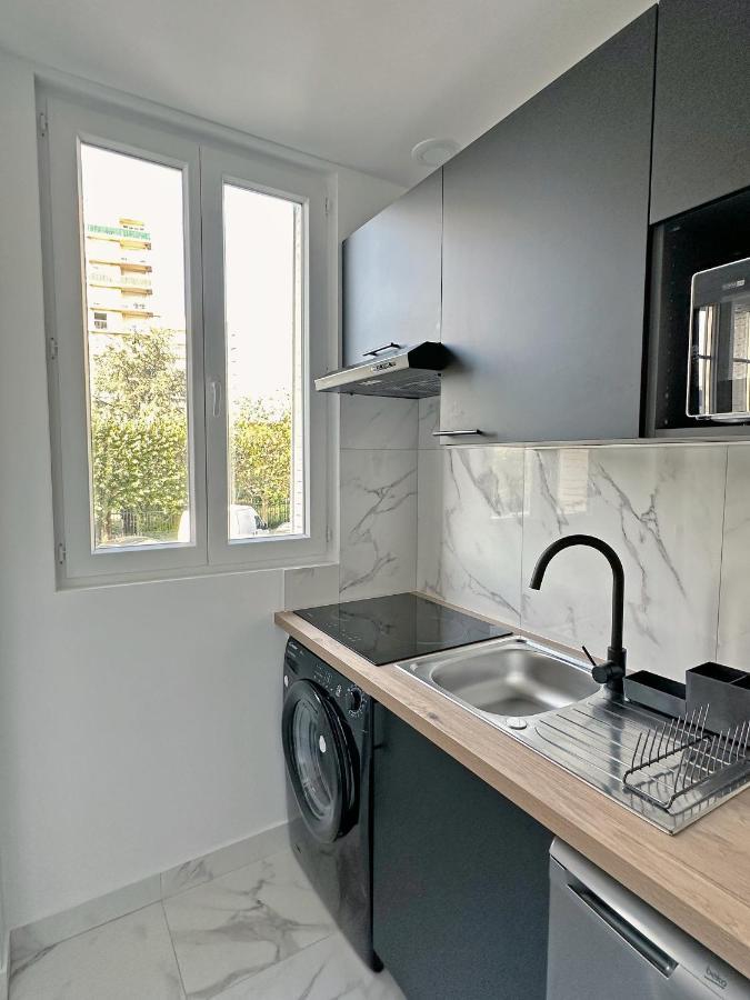 Cosy Apartment Near La Defense Paris Tranports Free Parking ลากาแร็น-โกลงบ์ ภายนอก รูปภาพ