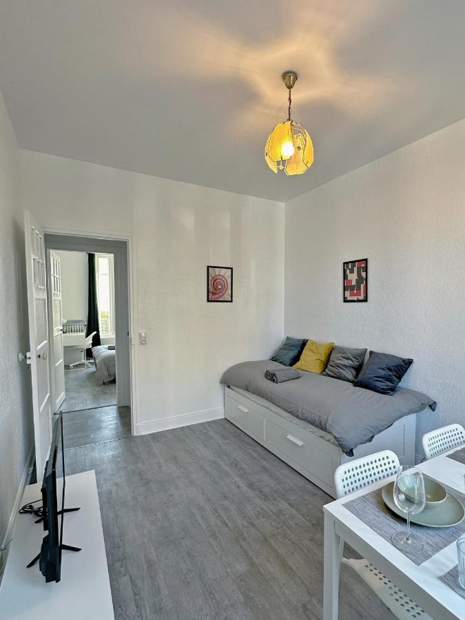 Cosy Apartment Near La Defense Paris Tranports Free Parking ลากาแร็น-โกลงบ์ ภายนอก รูปภาพ